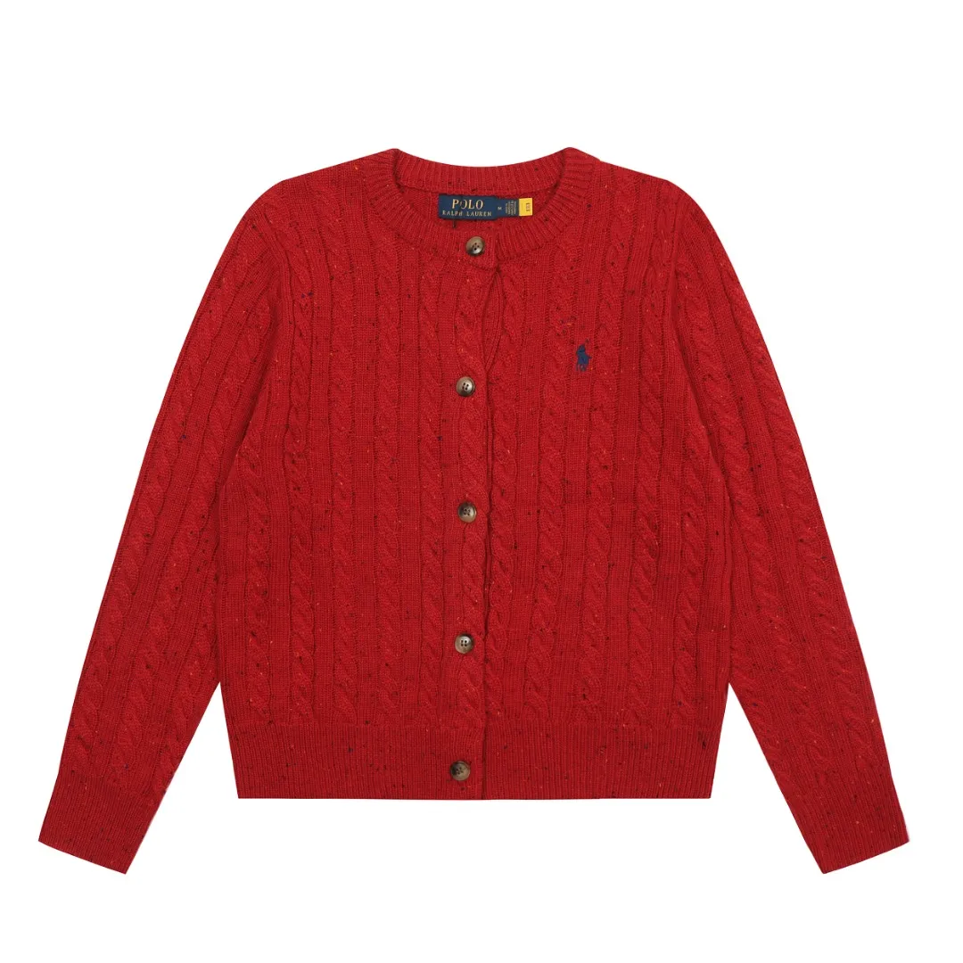 P230 Top quality" Style number: DS018# [Ralph Lauren wool blended pony embroidered logo twist knitted cardigan] ✅Ralph Lauren gradient multi-color dot versatile knitted cardigan jacket for all seasons ✅15% Merino cotton wool 85% wool blend Customized laser buttons Clean and clear texture ✅ZP quality 1:1 version Scan the code to enter the GF website Counter quality ✅Detailed quality The only one in Guangzhou Imported quality wool, focusing on high-end, cost-effective, good quality needless to say ✅The version is restored to the original order, the maximum size can be worn up to 150 pounds, loose, comfortable and stress-free ✅The upper body is simple and easy to match, a must-have for goddess ootd. Good-looking clothes are never picky. A must-have in the goddess's wardrobe. Size: S-L Color: Navy blue, light blue, off-white, leather pink, Christmas red